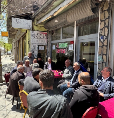 BAŞKAN TAŞKIN BUHARA SOKAĞI SAKİNLERİYLE BULUŞTU: YENİ PROJELER MASAYA YATIRILDI