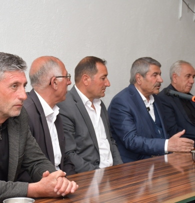 VATANDAŞ SORUYOR BAŞKAN CEVAPLIYOR