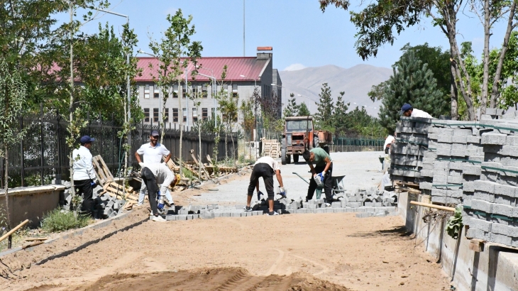 Atatürk Bulvarı Kilitli Parke Çalışması