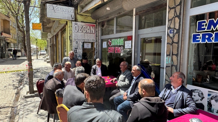 BAŞKAN TAŞKIN BUHARA SOKAĞI SAKİNLERİYLE BULUŞTU: YENİ PROJELER MASAYA YATIRILDI