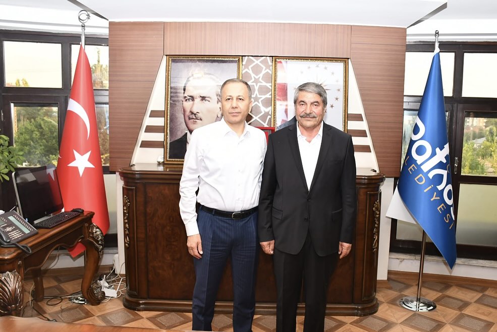 Bakan Yerlikaya, Patnos Belediyesi'ni Ziyaret Etti