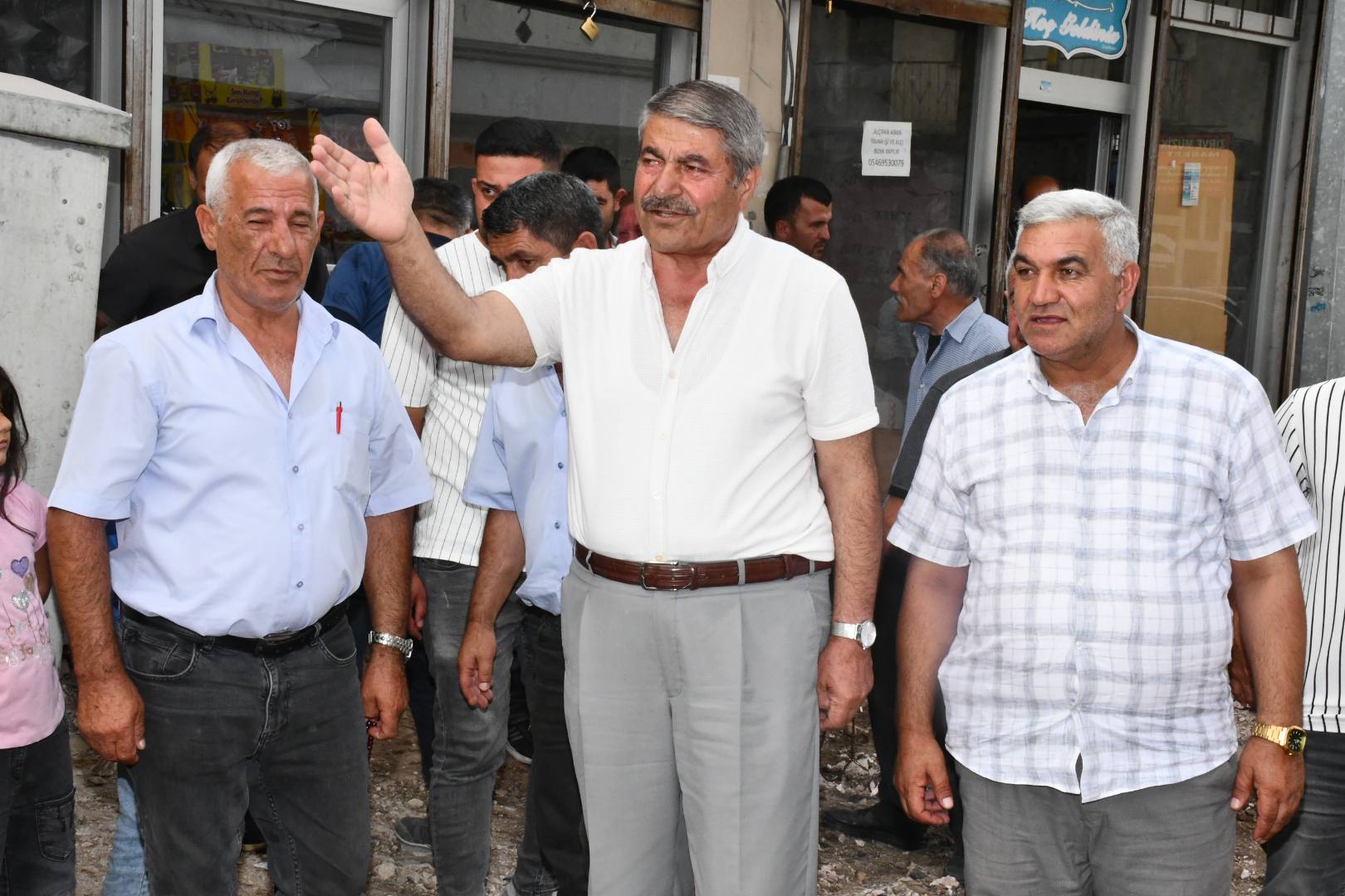 Bugün attığımız her adım, yarının güçlü ve modern Patnos'u için sağlam bir temel oluyor...❤️