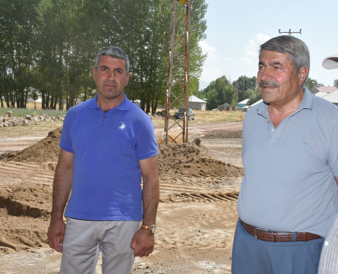  Eskikonak Yolu'nda Altyapı ve Yol Genişletme Çalışmalarımız Devam Ediyor